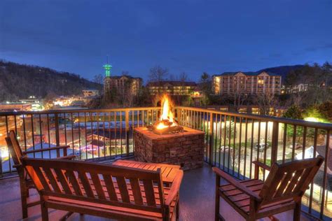 4 Benefits of Staying at Our Hotel Near Downtown Gatlinburg - Hotels in ...