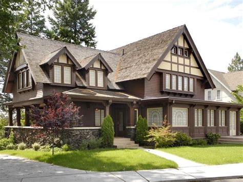 Tudor Revival Architecture | HGTV