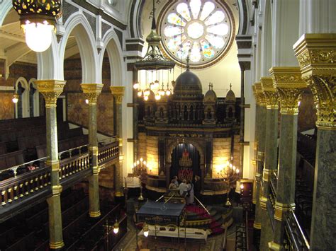 File:New West End Synagogue interior.JPG - Wikimedia Commons