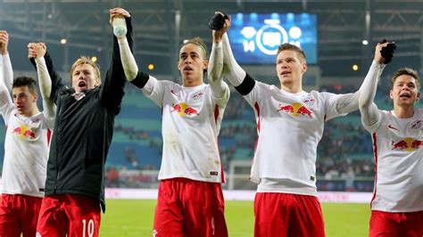 Bundesliga round-up: RB Leipzig beat Schalke to return to the top of the table | Football News ...