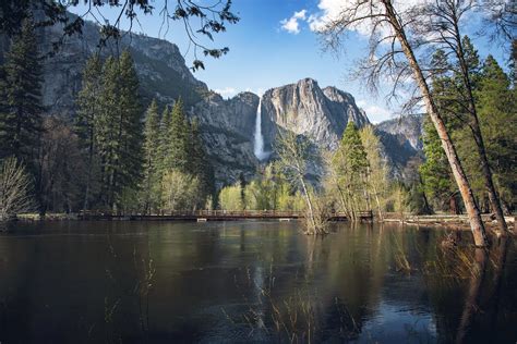 Current Flooding & Waterfalls in Yosemite Valley — Flying Dawn Marie ...