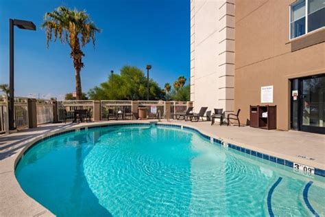 Holiday Inn Express Hotel & Suites, Peoria - Now $117 (Was $̶1̶5̶3̶) - UPDATED 2017 Prices ...