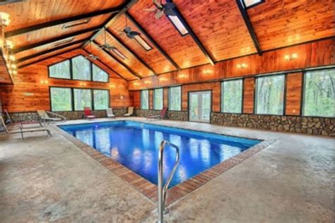 Four Luxurious Lodges in Hocking Hills with Heated Indoor Pools