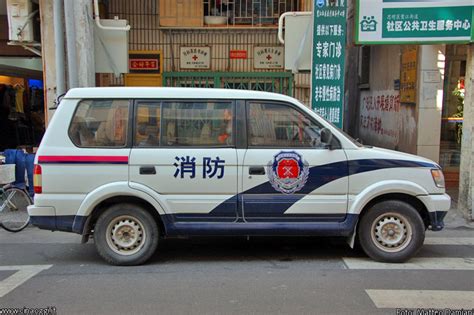 A collection of assorted chinese police vehicles - China Underground