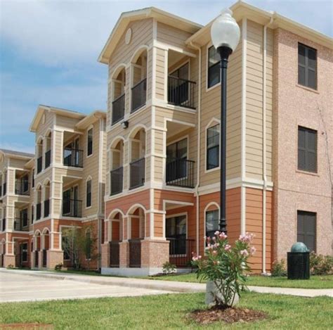 Apartments Near Sam Houston State University | College Student Apartments