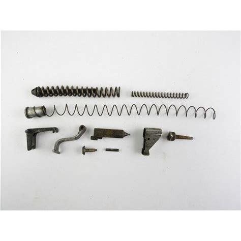 GERMAN LUGER PO8 9MM PISTOL PARTS LOT