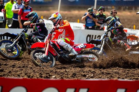 JETT LAWRENCE INTERVIEW: “I HAVE BEEN WAKING UP THINKING OF HIM WITH THE RED PLATE” - Motocross ...