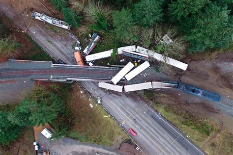 Amtrak, Sound Transit and the state all named in derailment lawsuit ...