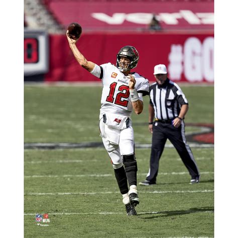 Tom Brady Tampa Bay Buccaneers Unsigned Throwing Front View Photograph