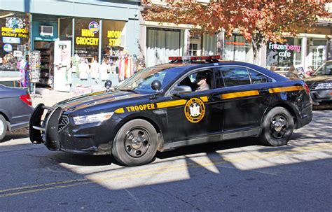 Picture Of New York State Trooper Car (2K14) - 2013 Ford P… | Flickr