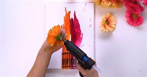 Melted Crayon Craft for Kids - Shared.com