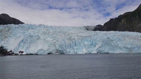 Holgate Glacier Calving, Aug 2017 - YouTube