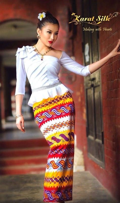 Traditional burmese costume | Myanmar Traditional Fashion | Pinterest | Traditional, Burmese and ...