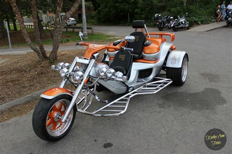 A REWACO Trike (13 Photos)