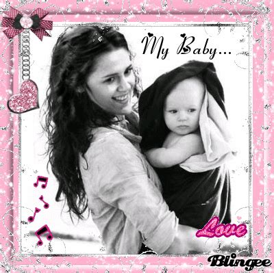 bella and renesmee Picture #90972000 | Blingee.com