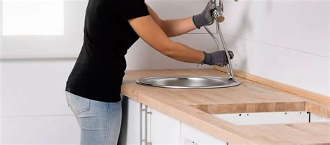 How to install a kitchen sink? - A Quartz Sink