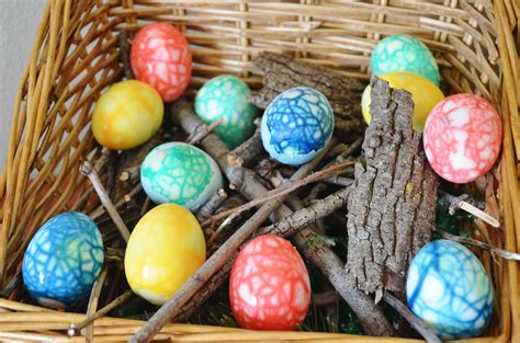 Dyed Crackle Colorful Easter & Dinosaur Eggs Nest