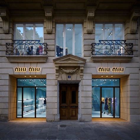 Miu Miu flagship store, Paris – France » Retail Design Blog