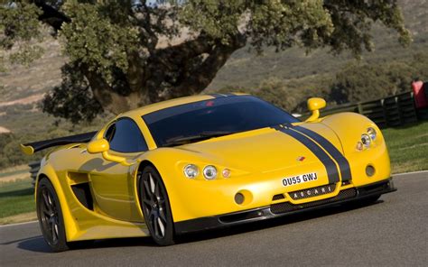 The Ascari A10: A 220 MPH Underdog - Exotic Car List