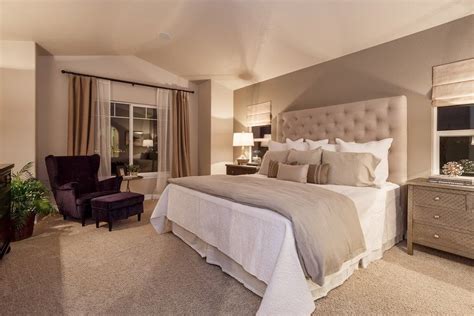 20 Elegant Small Master Bedroom Ideas Decorating - images of home design ideas