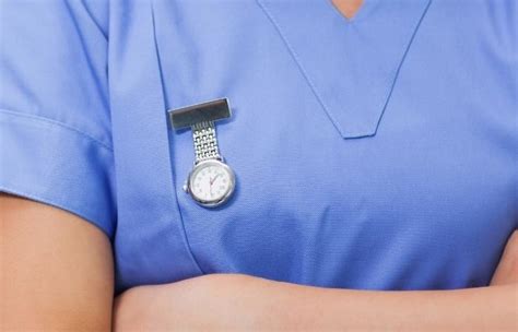 8 Best Fob Watches for Nurses - NurseBuff