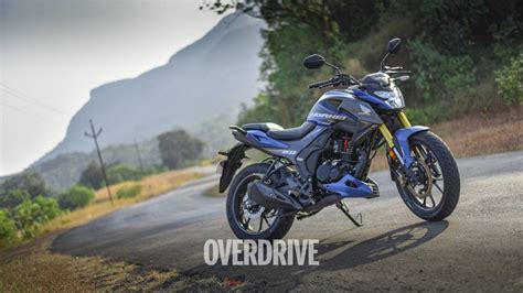 Honda Hornet 2.0 road test review - Overdrive