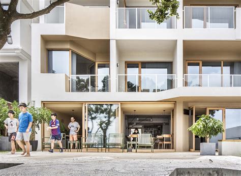 Zhoushan Summer Hotel / MAT Office | ArchDaily