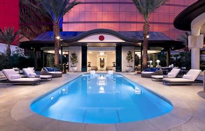 Best Las Vegas Pools & Pool Parties | Travel | Hilton