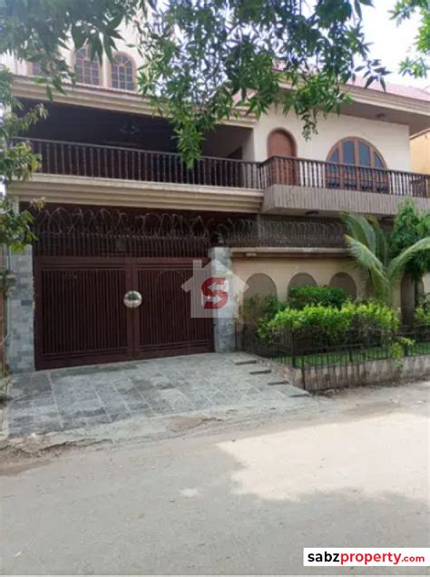 6 Bedroom House For Sale in Karachi - SabzProperty