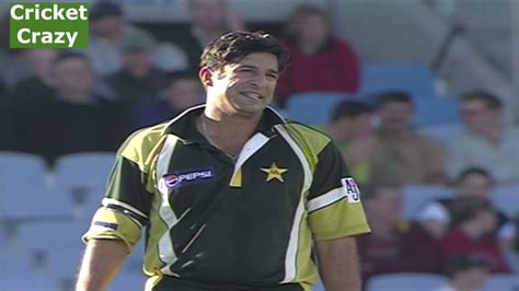 Wasim Akram Magical Seam Bowling with the New Ball - Great Fast Bowling ...