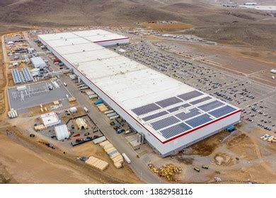 Tesla Gigafactory Nevada Royalty-Free Images, Stock Photos & Pictures ...