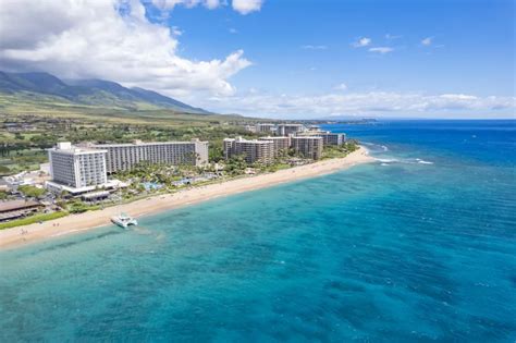 17 Fun and Relaxing Things to Do at Kaanapali Beach