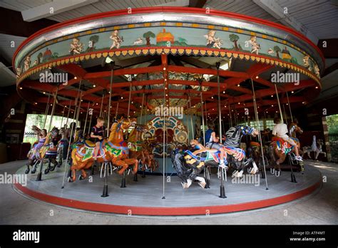 Carousel, Central Park, Manhattan, New York Stock Photo - Alamy