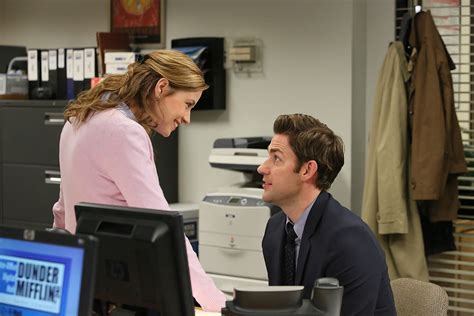 The Office 's Jim and Pam Were Originally Supposed to Break Up in Season 9