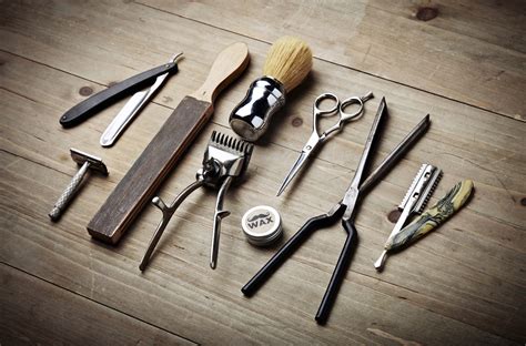 Barber supplies online: Beginners Shaving Kits – What all you need to have