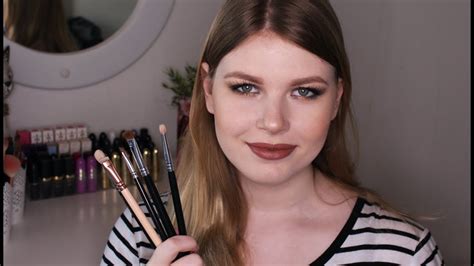 Top 5 eyeshadow brushes - YouTube