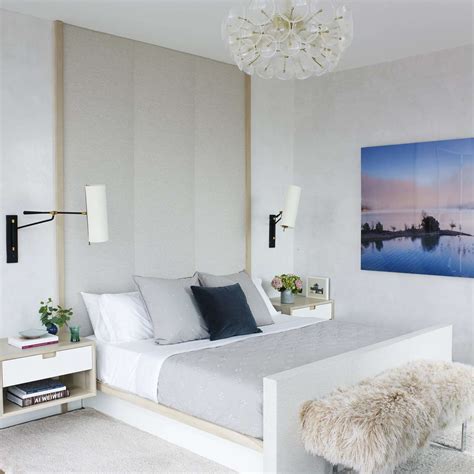 30 Minimalist Bedroom Ideas That Will Inspire You to Declutter