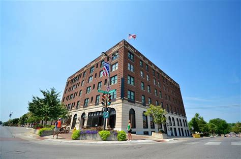 The Eldridge Hotel | Lawrence Kansas | Real Haunted Place