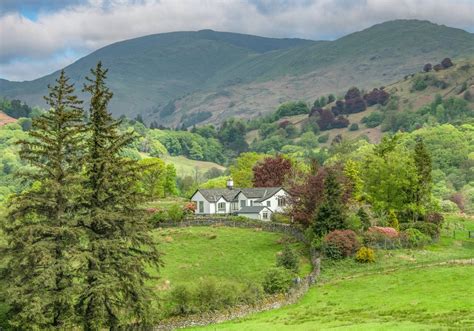 Cottages & Countryside A Boxed Set of 24 Fine Art Notecards Featuring ...