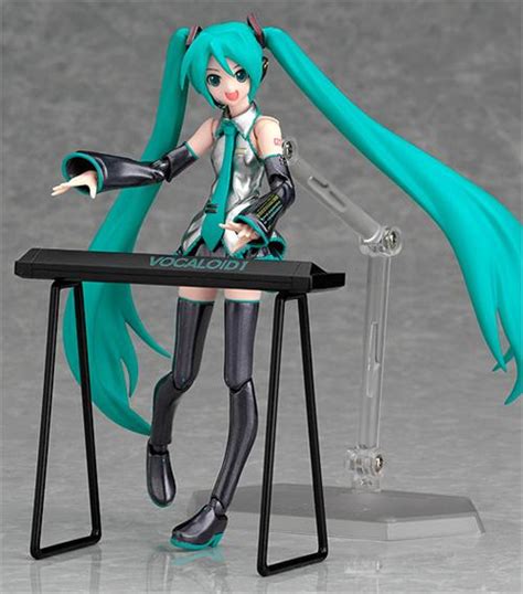 Miku Hatsune: Live in Concert! » Fanboy.com