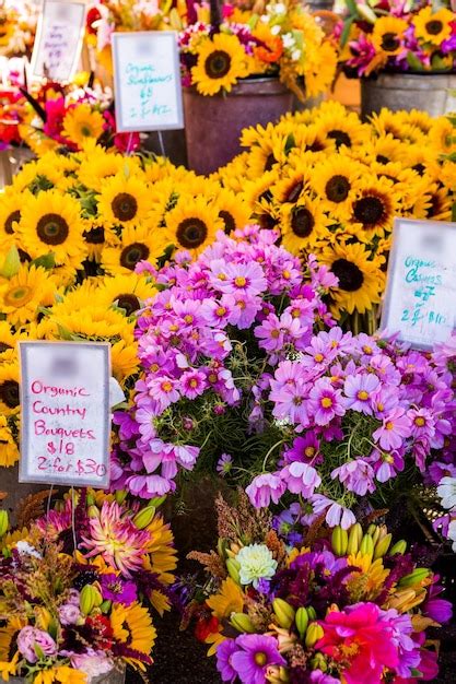 Premium Photo | Fresh organic produce at the local farmers market.