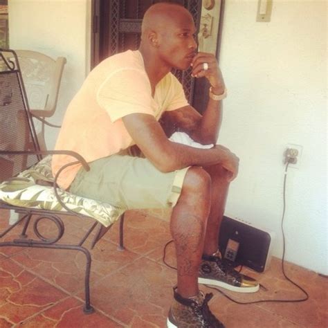 Chad OchoCinco Tattoos Evelyn's Face On His Leg | PilotLanguage