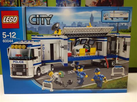 DeToyz: 2014 Lego City Police Sets stock in