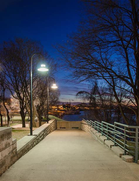 Memphis Riverfront Photograph by Mark Bowmer | Fine Art America