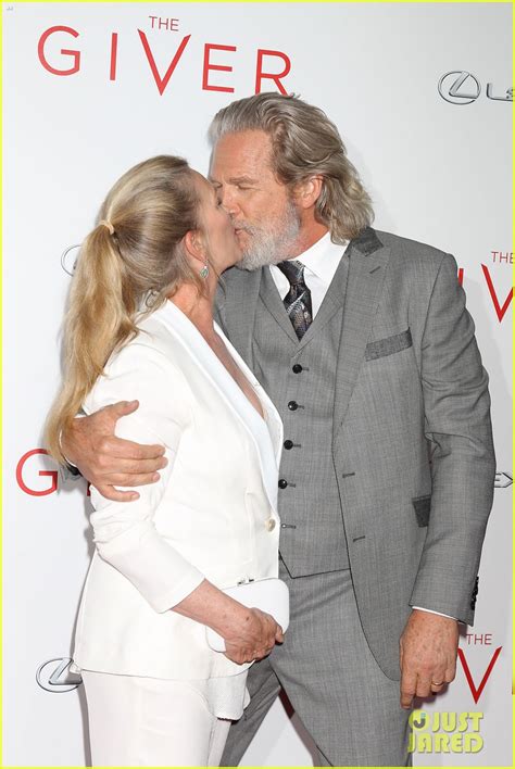 Katie Holmes & Meryl Streep Make Their Marks at 'The Giver' NYC Premiere!: Photo 3174863 | Jeff ...