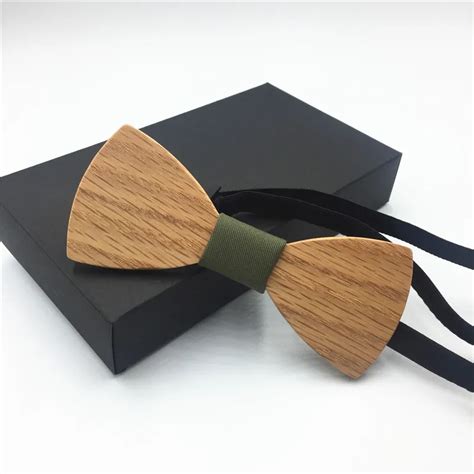 Oak Wooden Bow Tie And Handkerchief Set Men's Plaid Bow Tie Wood Hollow ...