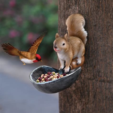 ALLADINBOX Squirrel Bird Feeder Tree Decor Outdoor, Unique Design Squirrel Standing on Shovel ...