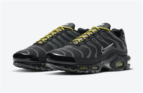 Nike Air Max Plus Black Yellow DD7112-002 Release Date - SBD