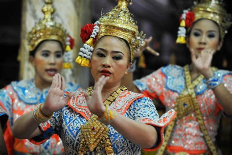 The History of Thai Traditional Dance - Thailand Insider