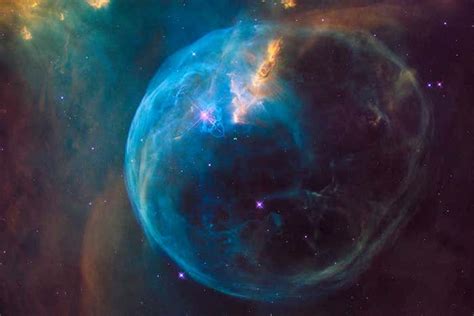 Hubble telescope catches stunning picture of the Bubble Nebula | New Scientist